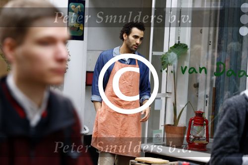 Amsterdam 8 oktober 2013
Opnames hartenstraat onder regie van Sanne Vogel met op de set Marwan Kenzami Benja Bruining Bracha v Doesburgh  Gigi ravelli en ...