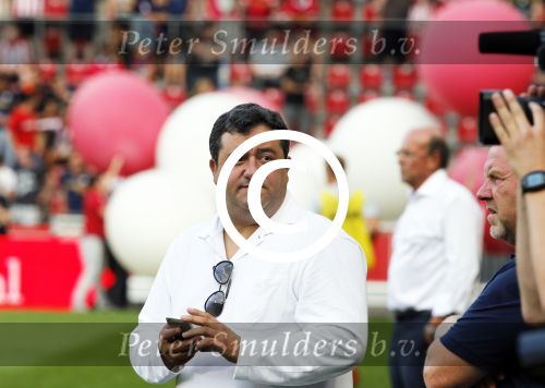 Eindhoven, 19 juli 2013
Afscheidswedstrijd van Mark v Bommel in het psv stadion. 
Mino Raiola
Peter Smulders bv