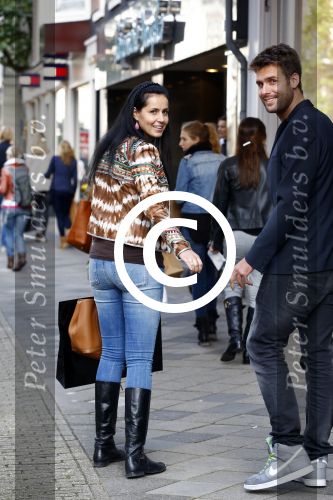 Amsterdam 5 oktober 2013
Nick Schilder met zijn vriendin Kirsten op de pc hooftstraat
