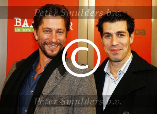 Amsterdam 7 oktober 2013
Premiere Baantjer in het nieuwe de la mar theater. oren Schrijver met een vriend