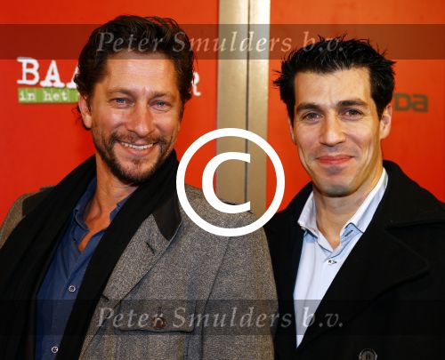 Amsterdam 7 oktober 2013
Premiere Baantjer in het nieuwe de la mar theater. oren Schrijver met een vriend