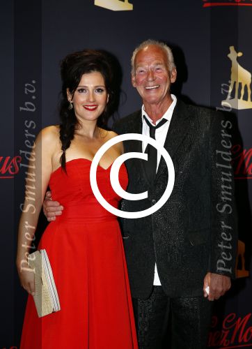 Utrecht 2 oktober 2013
Premiere Chez Nous op de filmdagen in Utrecht in de stadschouwburg. Peter Faber met dochter en met tegenspeelster (rode jurk)