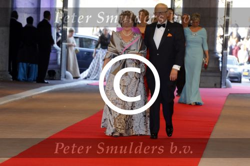 Amsterdam, 29 April 2013
Vertrek Kon. familie vanuit Paleis op de Dam naar het diner in het Rijksmuseum
Pieter v Vollenhoven met Prinses Margriet
Foto Peter Smulders BV