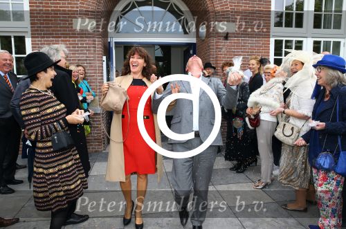 Blaricum, 17 September 2013
Trouwen Liz Snoijink met Nicolaas den Burg
Porgy Franssen met zijn vrouw Sofie Franssen
Foto Peter Smulders BV