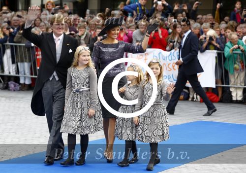 Apeldoorn 5 oktober 2013
Zijne Koninklijke Hoogheid Prins Jaime de Bourbon de Parme en Viktï¿½ria Cservenyï¿½k trouwen in de kerk onze lieve vrouwe ten hemelopneming in Apeldoorn. Koning Willem Alexander Koningin Maxima en de prinsessen Amalia Alexia en Ariane