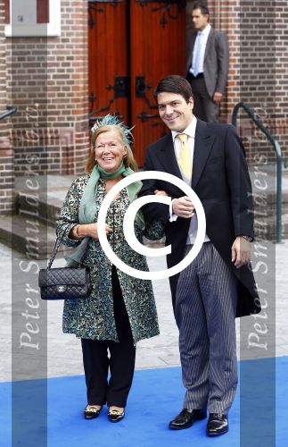 Apeldoorn 5 oktober 2013
Zijne Koninklijke Hoogheid Prins Jaime de Bourbon de Parme en Viktï¿½ria Cservenyï¿½k trouwen in de kerk onze lieve vrouwe ten hemelopneming in Apeldoorn. Prinses Christina met zoon Prins Bernardo