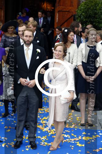 Apeldoorn 5 oktober 2013
Zijne Koninklijke Hoogheid Prins Jaime de Bourbon de Parme en Viktï¿½ria Cservenyï¿½k trouwen in de kerk onze lieve vrouwe ten hemelopneming in Apeldoorn. Prinses Margaritha en man Tjalling ten Cate