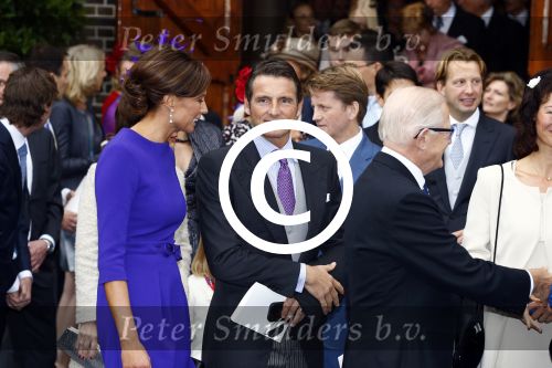 Apeldoorn 5 oktober 2013
Zijne Koninklijke Hoogheid Prins Jaime de Bourbon de Parme en Viktï¿½ria Cservenyï¿½k trouwen in de kerk onze lieve vrouwe ten hemelopneming in Apeldoorn. Prins Maurits en Prinses Marilene