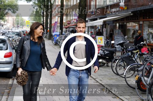 Amsterdam 12 oktober 2013
Rafael v d Vaart en Sabia Boulahrouz hebben in het amstel hotel geslapen en gan daarna lunchen met de ouders van Rafael, Ramon en Lolita bij restaurant Oceania op de scheldestraat.