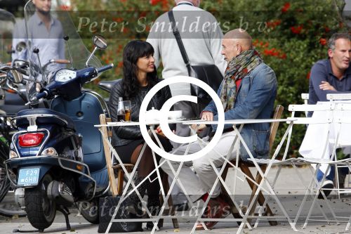 Amsterdam 26 september 2013
Sandra Schuurhof met haar manager Hans v d Veen op terras bij George.