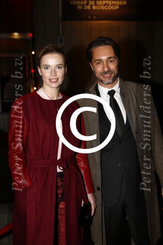 Utrecht 25 september 2013
Premiere hoe duur was de suiker op de utrechtse filmdagen in de schouwburg.
Thekla Reuten met een kennis