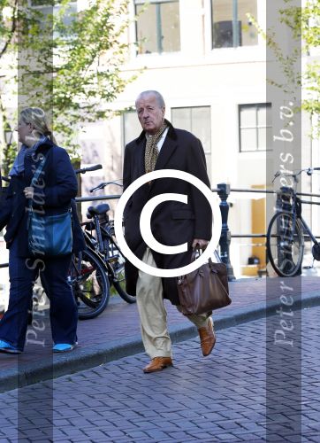 Amsterdam 1 oktober 2013
Advocaat Theo Hiddema op straat in Amsterdam