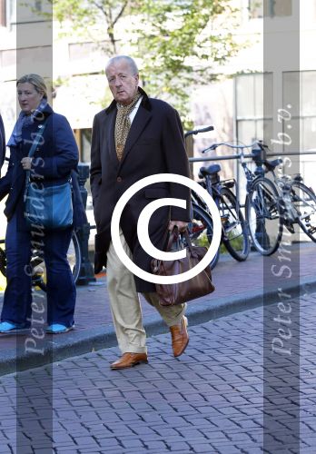 Amsterdam 1 oktober 2013
Advocaat Theo Hiddema op straat in Amsterdam