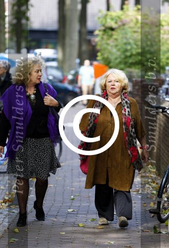 Laren 2 oktober 2013
Kerkdienst naar aanleiding van het overlijden van John de mol sr in de sint Jansbasiliek. Het was enorm druk met vrienden en familie.