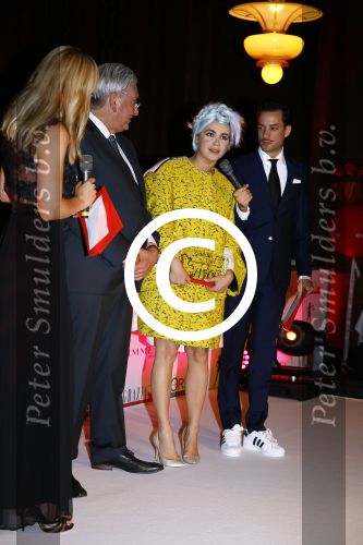 Amsterdam 23 september 2013
Grazia Red carpet event in hotel the Grand.
Victoria Koblenko met Hilmar Mulder en Valerio Zeno