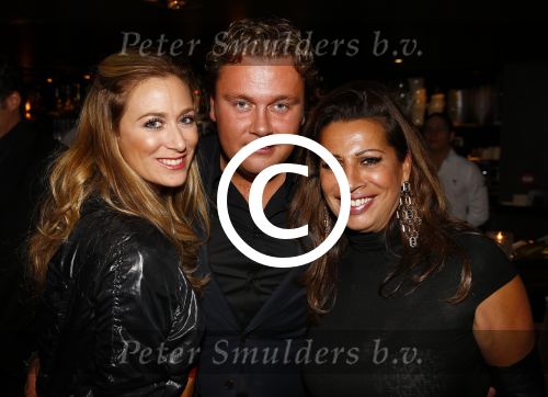 Amsterdam 14 oktober 2013
Presentatie nieuwe cd Wesly Bronkhorst in cafe players. Wesly met Fabienne de Vries en Esther Oosterbeek
