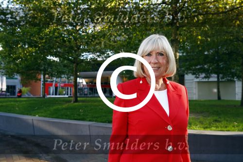 Amsterdam  29 september 2013
Premiere sinterklaas en de pepernoten chaos in pathe arena. Willeke Alberti met famile