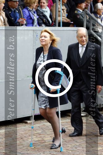 Den Haag 17 september 2013
Prinsjesdag op het binnenhof. Winnie Sorgdrager op krukken