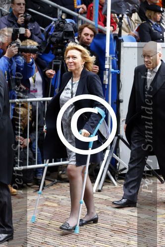 Den Haag 17 september 2013
Prinsjesdag op het binnenhof. Winnie Sorgdrager op krukken