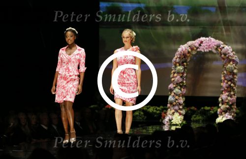 Amsterdam 15 september 2014
Modeshow Addy v d Krommenacker in het IJ theater.