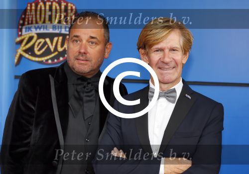Utrecht 21 september 2014
Premiere moeder ik wil bij de revue in het beatrixtheater.
Addy v d Krommenacker met vriend