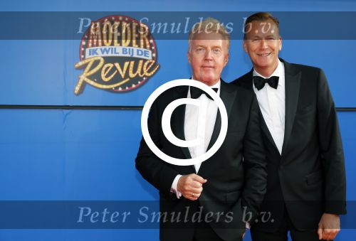 Utrecht 21 september 2014
Premiere moeder ik wil bij de revue in het beatrixtheater. Andre v Duin met Martin