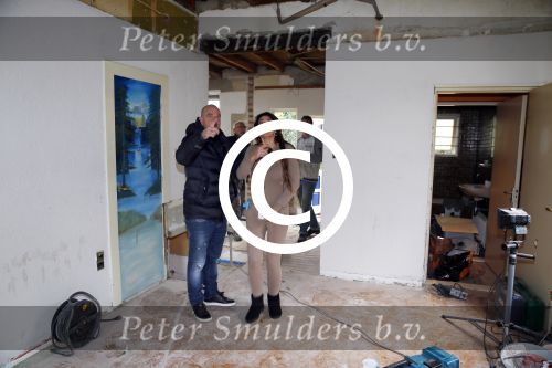 Apeldoorn 22 oktober 2014
Kapsalon en het nieuwe huis van Andy en Melisa vd Meyde wat helemaal verbouwd moet worden.