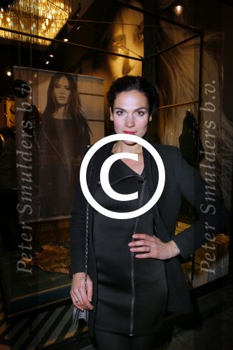 Amsterdam 22 oktober 2014
Diner in de supertrash winkel op de leidse straat.
Anna Drijver