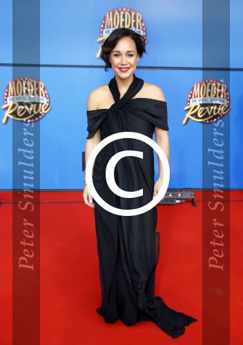 Utrecht 21 september 2014
Premiere moeder ik wil bij de revue in het beatrixtheater. Anouk Maas