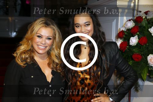 Amsterdam 29 september 2014
Beau monde awards in het Amstel hotel. Antje en Romy Monteiro