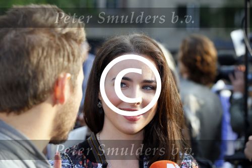 Amsterdam 30 september 2014
Kelly Kruger, Darin Brooks, Kim Matula, Scott Clifton, Ashleigh Brewer en Ferry Doedens uit de Amerikaanse soapserie The Bold and the Beautiful tijdens opnames op de dam in Amsterdam.