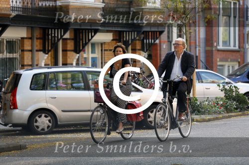 Amsterdam 4 oktober 2014
Astrid Joosten met een kennis op terras.