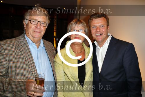 Amsterdam 20 oktober 2014
Premiere alles went behalve een vent in nieuwe de la mar.
Bastiaan Ragas met ouders