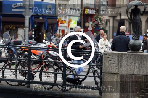 Amsterdam 2 oktober 2014
Bram Moszkowicz op straat in het centrum van Amsterdam