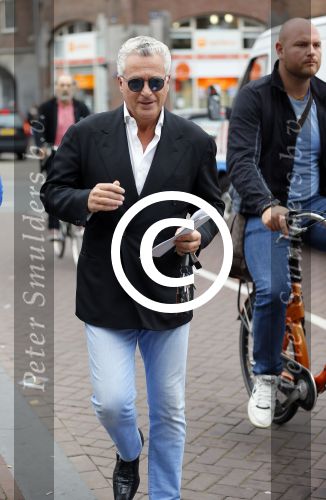 Amsterdam 2 oktober 2014
Bram Moszkowicz op straat in het centrum van Amsterdam