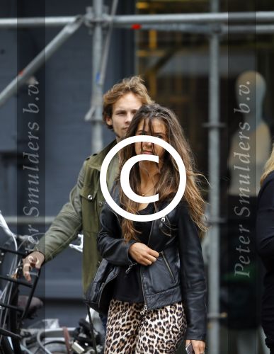 Amsterdam 23 september 2014
Daley Blind en zijn vriendin Candy-Rae Fleur zijn even een dagje over uit Manchester om in Amsterdam te lunchen en te winkelen op de cornelis schuytstraat.