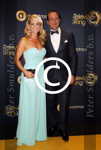 Amsterdam 16 oktober 2014
Uitreiking gouden televizierring in Carre. Chantal Janzen met vriend Marco