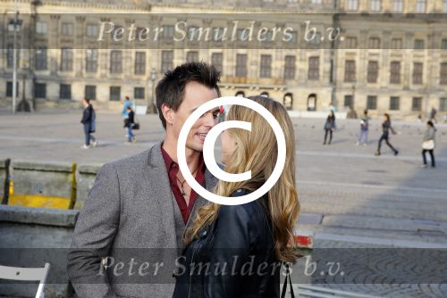 Amsterdam 30 september 2014
Kelly Kruger, Darin Brooks, Kim Matula, Scott Clifton, Ashleigh Brewer en Ferry Doedens uit de Amerikaanse soapserie The Bold and the Beautiful tijdens opnames op de dam in Amsterdam.