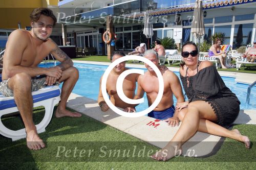 Torremolinos25 september 2014
Dave Dries en Honoria Roelvink op vakantie in Spanje waar Dries heeft opgetreden.