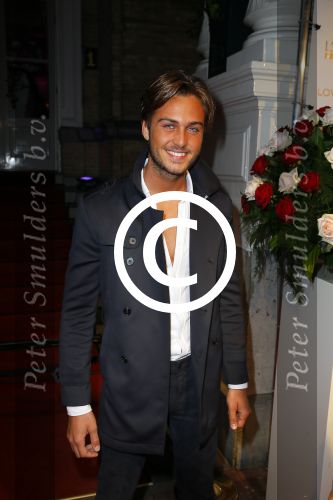 Amsterdam 29 september 2014
Beau monde awards in het Amstel hotel. Dries en Dave Roelvink