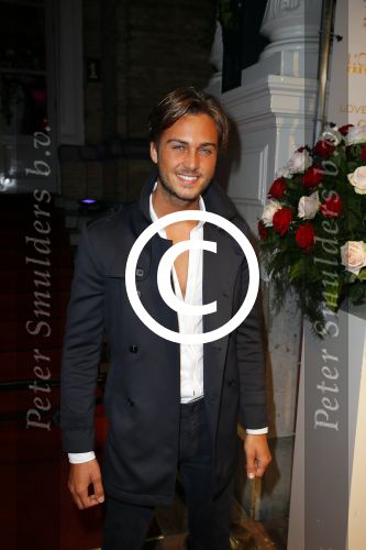 Amsterdam 29 september 2014
Beau monde awards in het Amstel hotel. Dries en Dave Roelvink