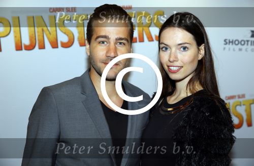 Amsterdam 22 september 2014
Premiere Pijnstillers in Tuschinski.
Dave Schram met partner Annewil Hokken