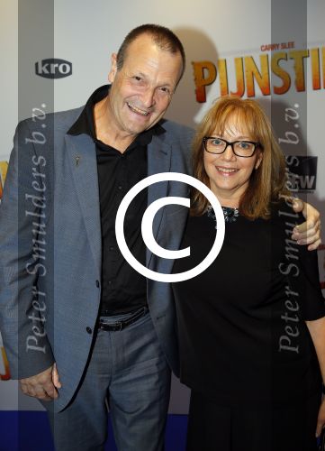 Amsterdam 22 september 2014
Premiere Pijnstillers in Tuschinski.
Dave Schram en partner Maria Peters