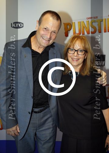 Amsterdam 22 september 2014
Premiere Pijnstillers in Tuschinski.
Dave Schram en partner Maria Peters