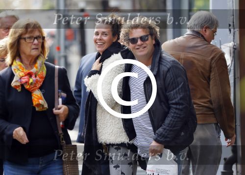 Amsterdam 23 september 2014
Dirk Zeelenberg met zijn vrouw Suus op de cornelis schuytstraat