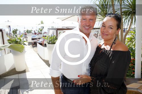 Torremolinos25 september 2014
Dave Dries en Honoria Roelvink op vakantie in Spanje waar Dries heeft opgetreden.