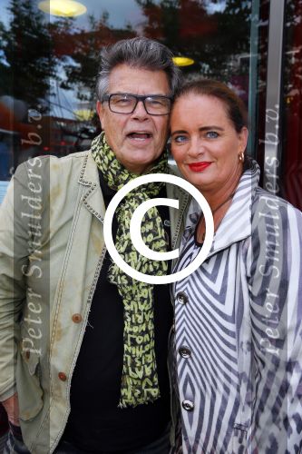 Amstelveen 5 oktober 2014
Emile Ratelband met zijn zoon Emilio en dochter Royce en vriendin Gitta bij premiere Pippi Langkous.