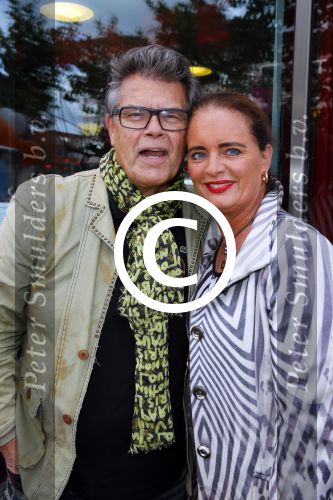 Amstelveen 5 oktober 2014
Emile Ratelband met zijn zoon Emilio en dochter Royce en vriendin Gitta bij premiere Pippi Langkous.