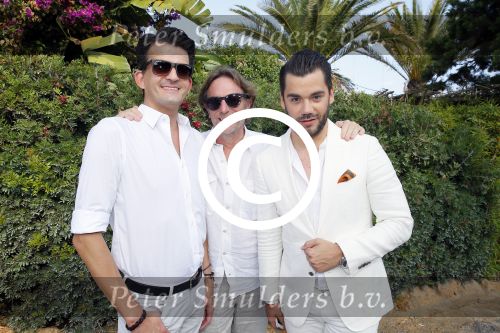 ibiza 26 september 2014
Trouwen Patty Brard en Antoine de Vijver bij babylon beach op ibiza. Maurice Wijnen Janice en Eric v Tijn