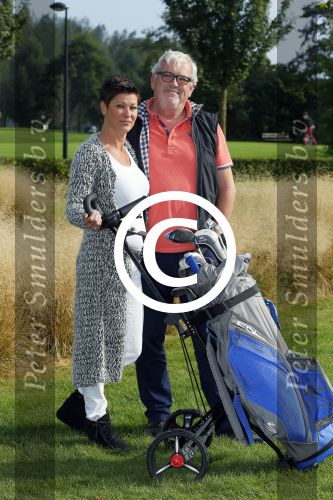 Dronten 22 september 2014
Golfwedstrijd voor stichting pijn tegen kanker van Ernst daniel Smid op de golfbaan van Dronten.